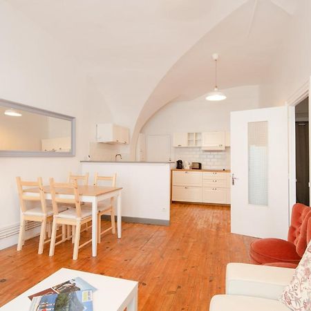 Ferienwohnung Issoire Centre, T2 Bergere Avec Parking Exterior foto